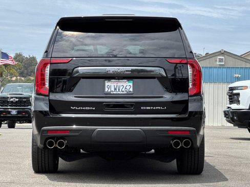 Used 2024 GMC Yukon XL Denali Ultimate AWD/4WD image 7