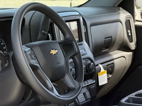 New 2026 Chevrolet Silverado 1500 W/T w/ Trailering Package image 10