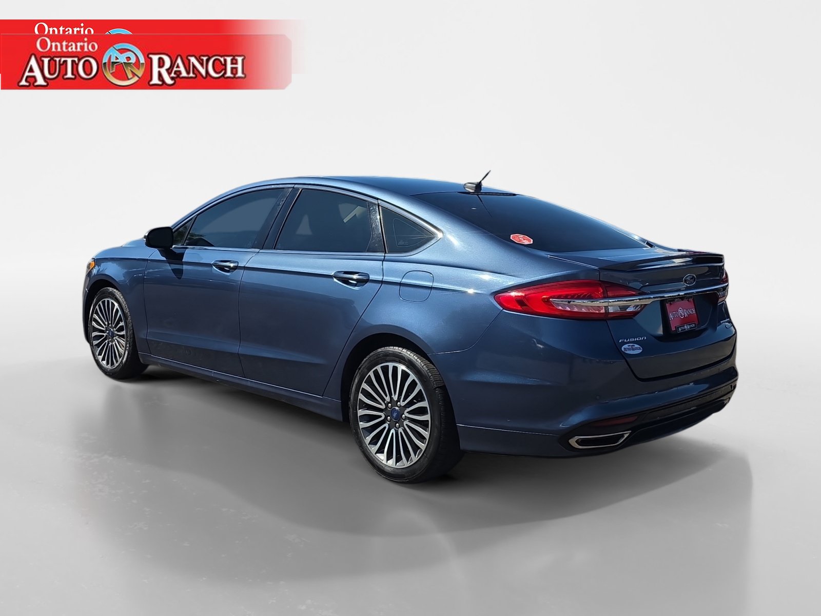 Used 2018 Ford Fusion Titanium AWD/4WD image 3