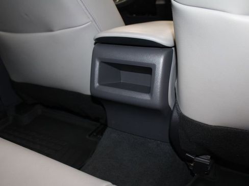 Used 2023 Toyota Camry SE image 31