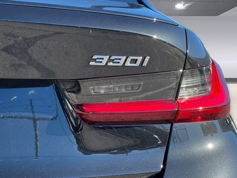 Used 2026 BMW 330i Sedan w/ M Sport Package RWD image 11