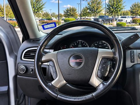 Used 2008 GMC Sierra 1500 SLT w/ All-Terrain Package RWD image 31