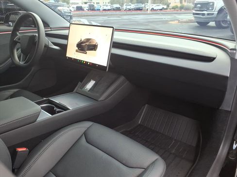 Used 2025 Tesla Model 3 Long Range image 10