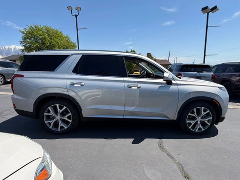 Used 2022 Hyundai Palisade SEL w/ 8P Bench Seat Package AWD/4WD image 3