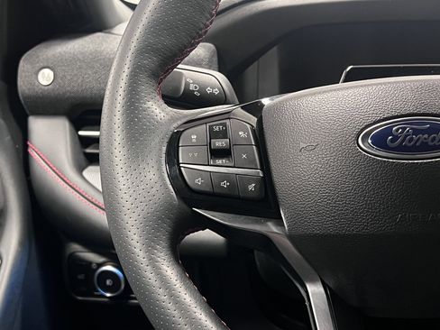 Used 2025 Ford Explorer ST-Line w/ Premium Package image 20