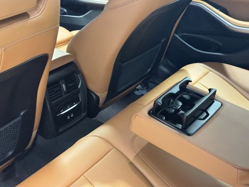 Certified 2023 BMW 330i xDrive Sedan w/ Premium Package image 20