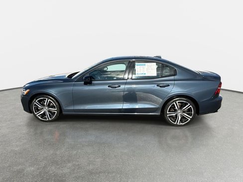 Used 2021 Volvo S60 T5 R-Design w/ Advanced Package image 8