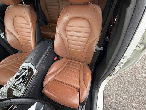 Used 2016 Mercedes-Benz GLC 300 4MATIC image 12