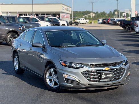 Used 2024 Chevrolet Malibu LT FWD image 4
