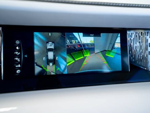 Used 2019 Rolls-Royce Phantom Sedan RWD image 39