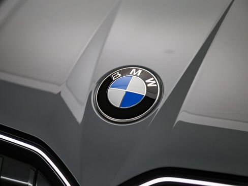 Used 2026 BMW X3 xDrive30i w/ Premium Package AWD/4WD image 9