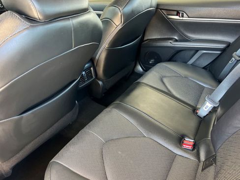 Used 2023 Toyota Camry XLE w/ Navigation Package FWD image 4