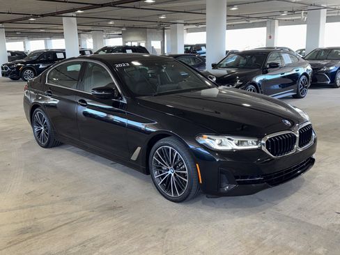 Used 2023 BMW 540i w/ Premium Package image 1