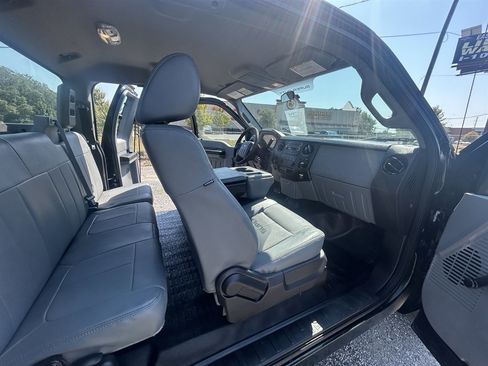 Used 2016 Ford F250 XL image 11