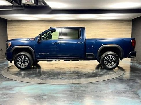 Used 2023 GMC Sierra 2500 AT4 w/ AT4 Premium Plus Package AWD/4WD image 12