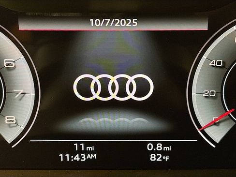 Used 2025 Audi Q7 3.0T Premium Plus AWD/4WD image 11