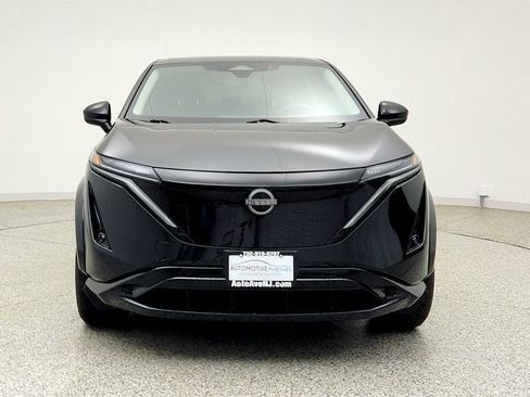 Used 2023 Nissan Ariya FWD image 2
