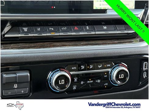 Used 2025 GMC Sierra 2500 SLE AWD/4WD image 18