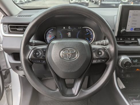 Used 2024 Toyota RAV4 XLE image 15