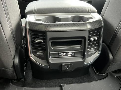 Used 2025 RAM 1500 Big Horn AWD/4WD image 36