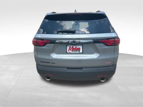 Used 2023 Chevrolet Traverse RS AWD/4WD image 6
