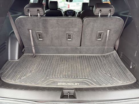 Used 2022 Chevrolet Traverse RS FWD image 21