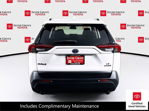 Certified 2022 Toyota RAV4 LE image 6