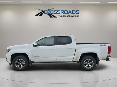 Used 2019 Chevrolet Colorado Z71 image 2