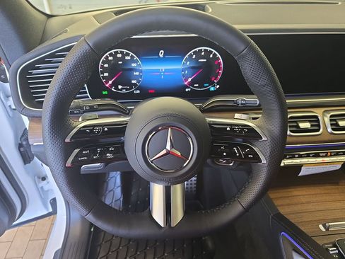 New 2026 Mercedes-Benz GLE 450 4MATIC image 18