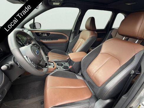 Used 2025 Subaru Forester Touring w/ Popular Package - Touring AWD/4WD image 10