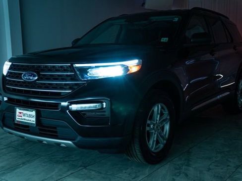 Used 2023 Ford Explorer XLT w/ Equipment Group 202A image 35