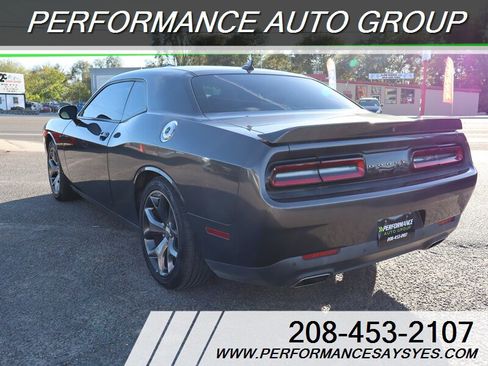 Used 2015 Dodge Challenger SXT Plus image 5