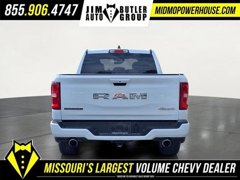 Used 2025 RAM 1500 Big Horn AWD/4WD image 4