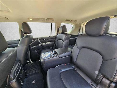 Used 2022 INFINITI QX80 Luxe w/ All-Season Package RWD image 15