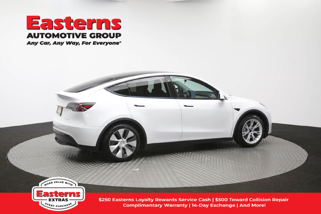 Used 2021 Tesla Model Y Long Range AWD/4WD image 42