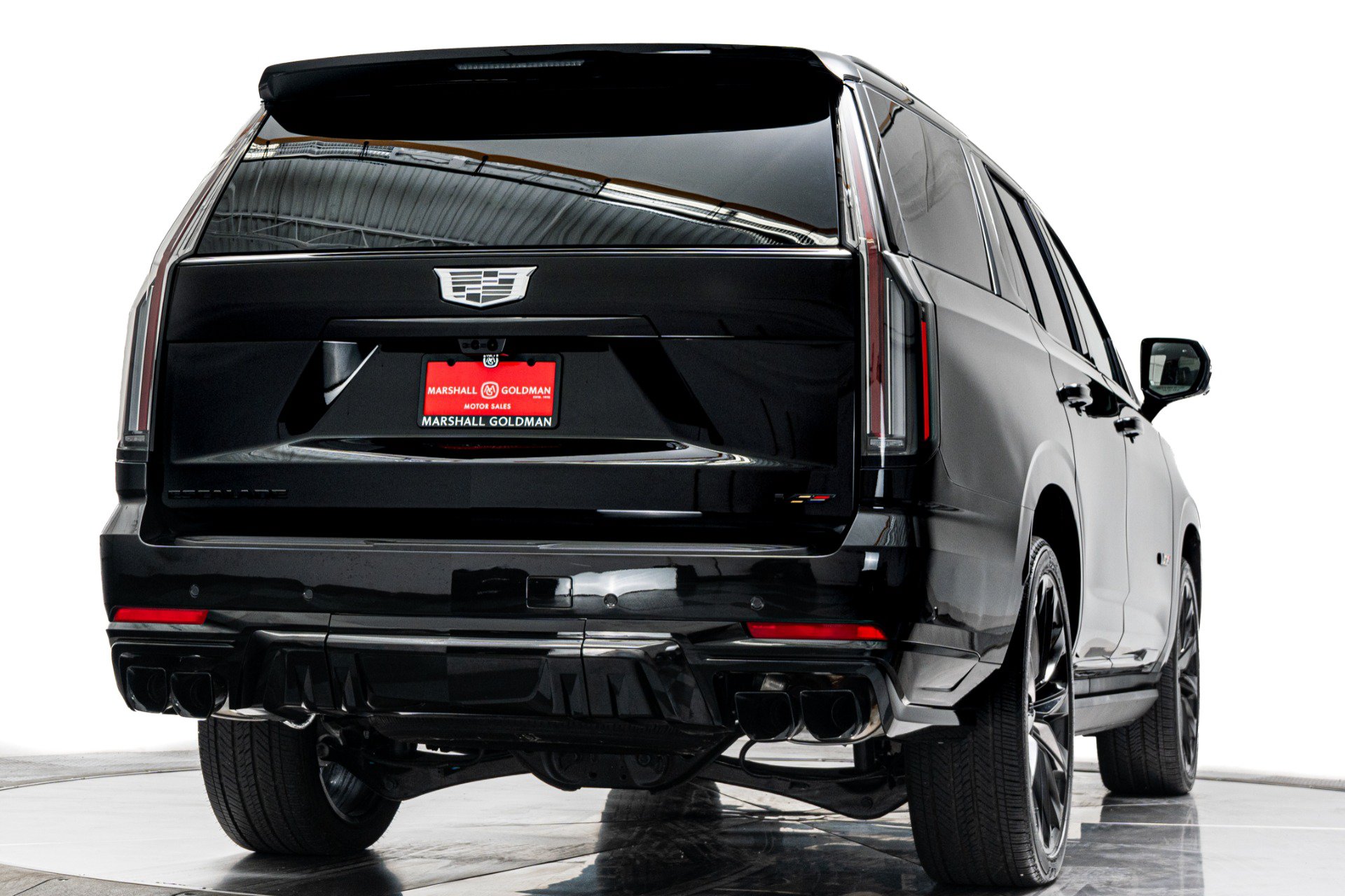 Used 2026 Cadillac Escalade V w/ LPO, ONYX Package AWD/4WD image 9