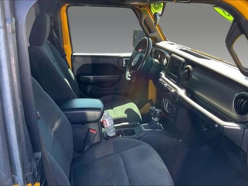 Used 2018 Jeep Wrangler Sport image 6
