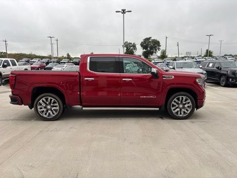 Used 2024 GMC Sierra 1500 Denali w/ Denali Reserve Package AWD/4WD image 2
