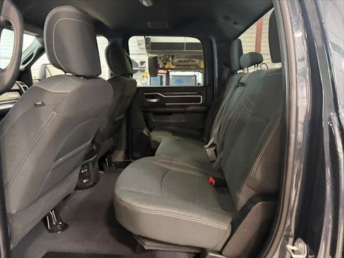 Certified 2025 RAM 2500 Big Horn AWD/4WD image 32