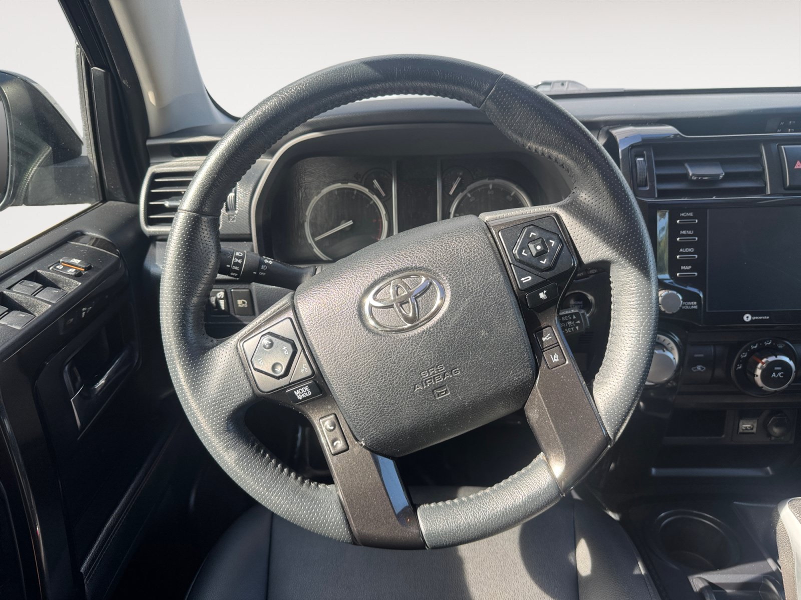 Used 2020 Toyota 4Runner TRD Off-Road Premium w/ Moonroof Package AWD/4WD image 12