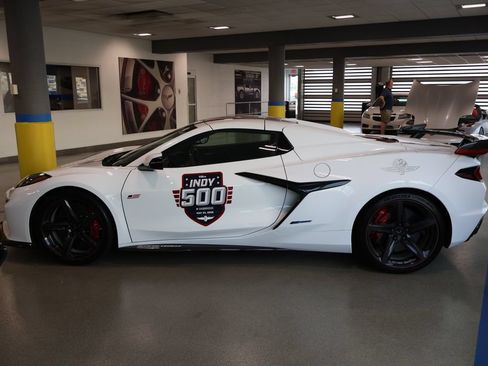 New 2026 Chevrolet Corvette E-Ray AWD/4WD image 4