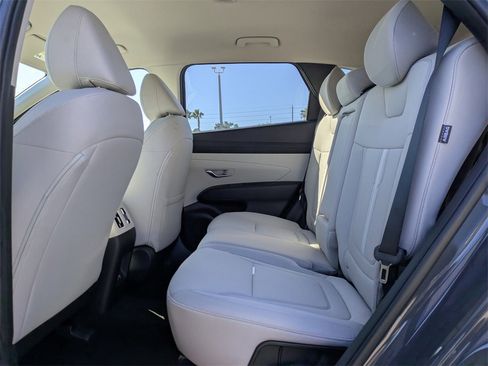 New 2026 Hyundai Tucson SEL image 14