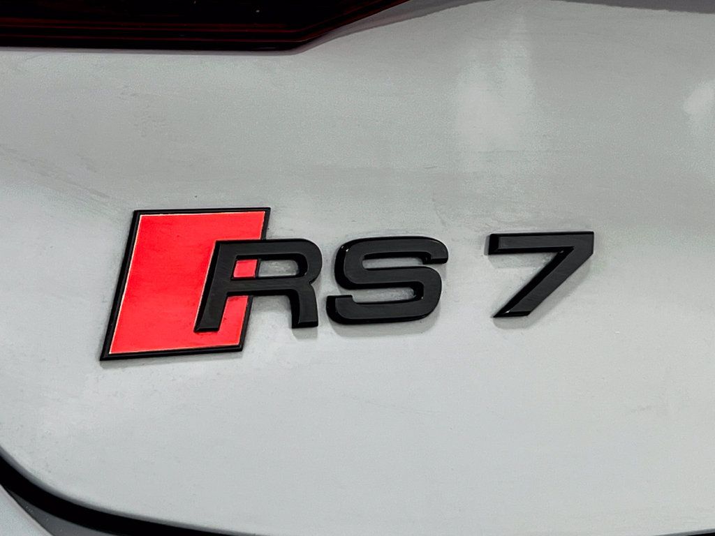 Used 2021 Audi RS 7 Sportback AWD/4WD image 41