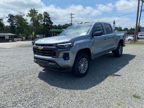 New 2025 Chevrolet Colorado LT w/ LT Convenience Package image 7