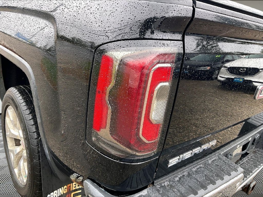 Used 2017 GMC Sierra 1500 SLT w/ SLT Premium Package AWD/4WD image 31