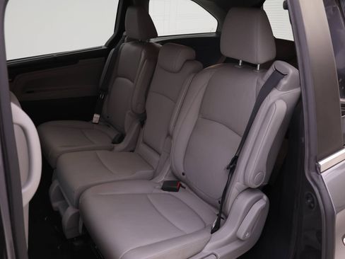 Used 2018 Honda Odyssey EX-L image 9