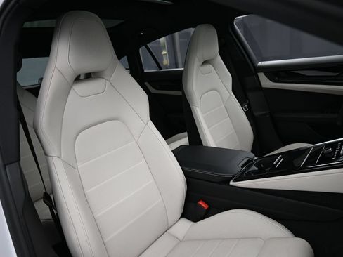 Certified 2025 Porsche Panamera 4S AWD/4WD image 30