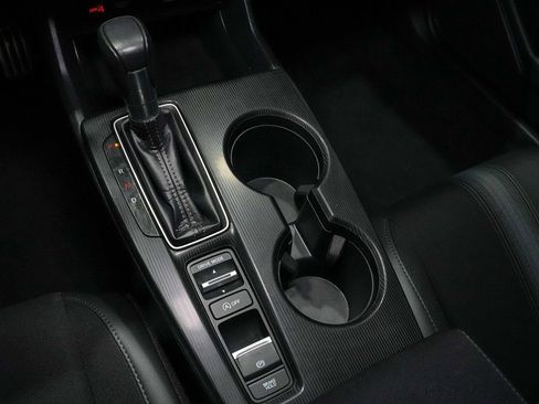 Used 2024 Honda Civic Sport image 17