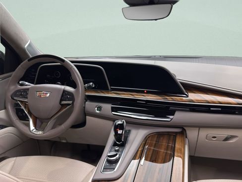 Used 2024 Cadillac Escalade Sport Platinum AWD/4WD image 24