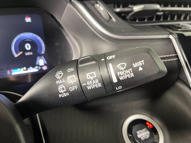Used 2025 Jeep Grand Cherokee Altitude AWD/4WD image 23